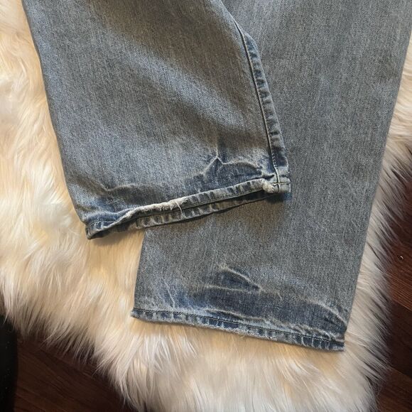 Abercrombie & Fitch Kilburn Low Rise Bootcut Jeans 32 x 34 Light Wash Distressed - Picture 9 of 13